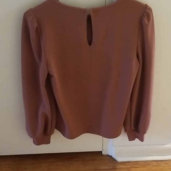 Express shirt - Picture 2 of 7